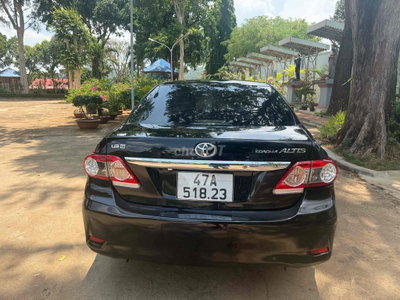 Toyota Corolla Altis 2013 1.8G