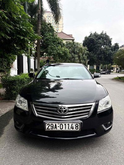 Toyota Camry 2.4G Đen