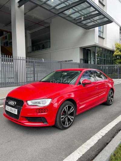 Audi A3 2014 odo 97000 km,option miên man