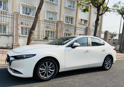 Mazda3 1.5L 2022 premium 2022 full option . TPHCM