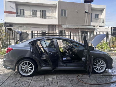 Honda Civic 2013 2.0 AT Xám 120k km