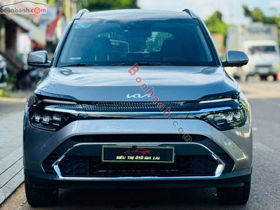 Xe Kia Carens 1.5G Luxury 2023