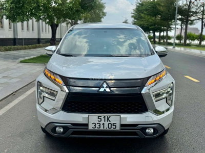 Mitsubishi Xpander Trắng 7 chỗ