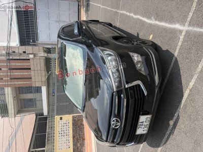 Xe Toyota Innova 2.0 Venturer 2018