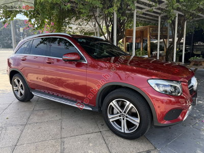 Xe Mercedes Benz GLC 250 4Matic 2017