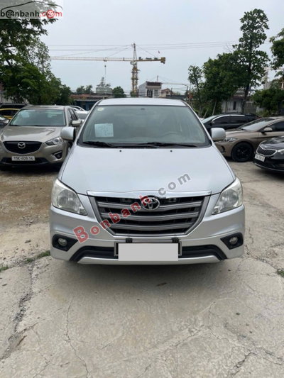 Xe Toyota Innova 2.0E 2014