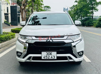 Xe Mitsubishi Outlander 2.0 CVT 2023