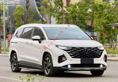 Xe Hyundai Custin Cao Cấp 2.0T 2023