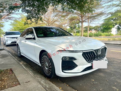 Xe VinFast Lux A 2.0 Tiêu chuẩn 2022