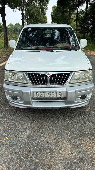 Mitsubishi Jolie Trắng Số sàn