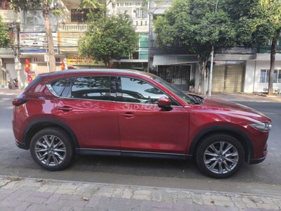 Mazda CX-5 màu Đỏ 5 chỗ