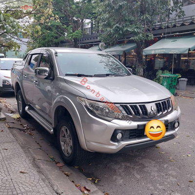 Xe Mitsubishi Triton 4x2 AT 2017