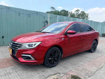 MG MG5 Đỏ