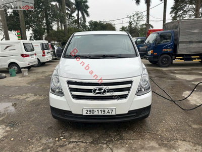 Xe Hyundai Grand Starex Van 2.5 MT 2016
