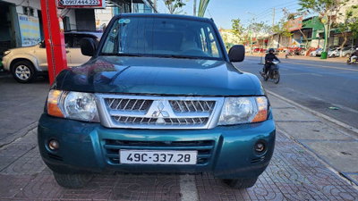 Mitsubishi Pajero 2004, 2 cầu, số sàn..