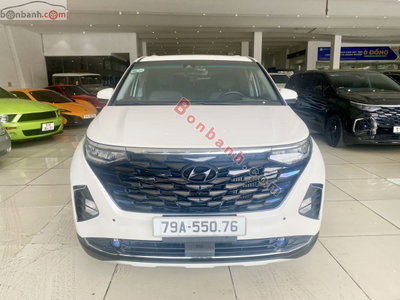 Xe Hyundai Custin Cao Cấp 2.0T 2024