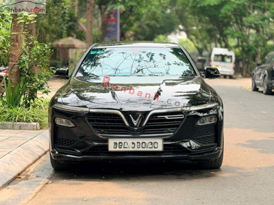 Xe VinFast Lux A 2.0 Tiêu chuẩn 2022