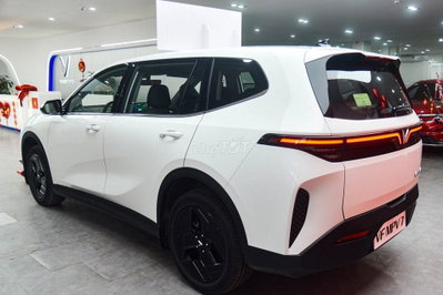 VinFast VF MPV7 - TRẢ TRƯỚC 100TR NHẬN XE NGAY