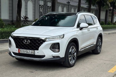 Hyundai Santafe 2019 dầu bản full 01 chủ rất đẹp