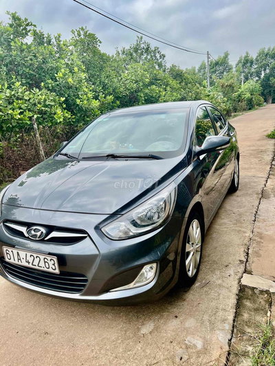 Hyundai Accent 2011 Xám 102056 km