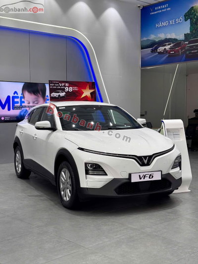 Xe VinFast VF6 Eco 2026