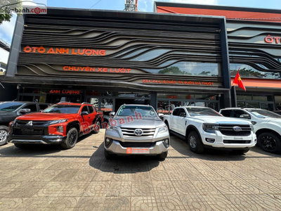 Xe Toyota Fortuner 2.4G 4x2 MT 2017