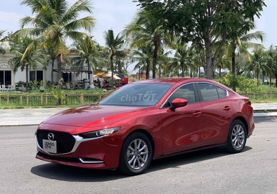 Mazda 3 Luxury 2022 qua sử dụng đi kĩ giá hợp lý