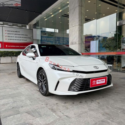 Xe Toyota Camry 2.5 HEV Top 2025