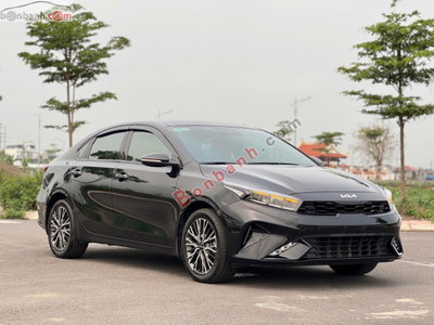 Xe Kia K3 Premium 1.6 AT 2024