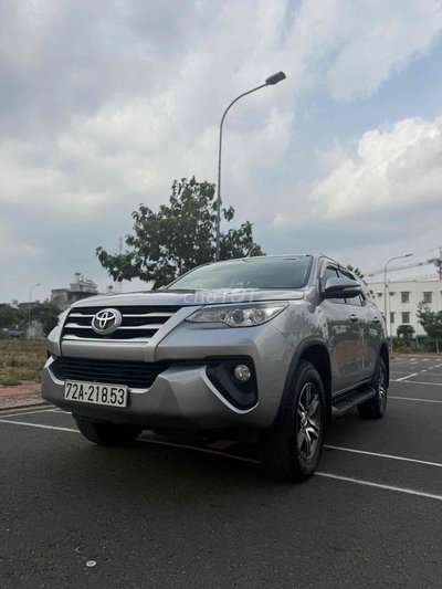 Toyota Fortuner 2017 Bạc 140000 km