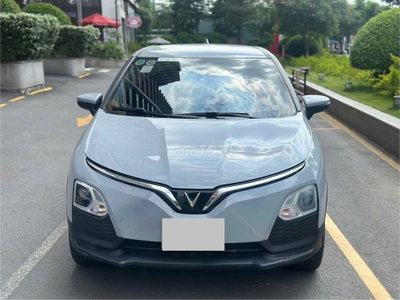 Vf5 Plus 2025 màu xám, odo 41.000