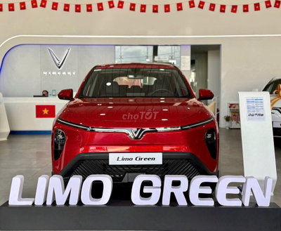 VinFast Limo Green 2025 Đỏ