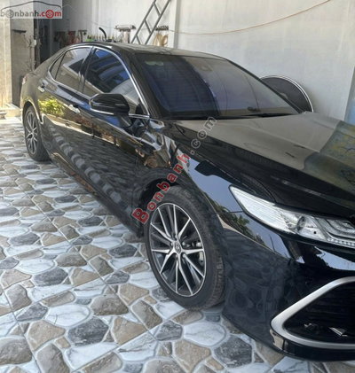 Xe Toyota Camry 2.5Q 2022