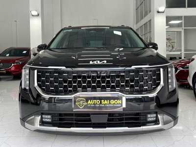Kia Carnival bản Signature 2.2D 2024, xe cá nhân
