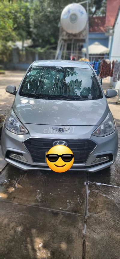 Hyundai i10 2018 Bạc