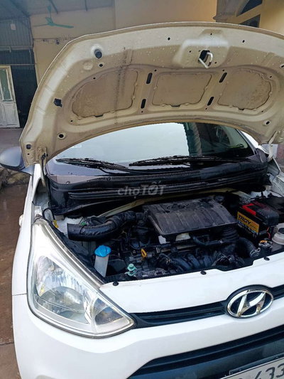 Hyundai i10 2015 Trắng Số sàn
