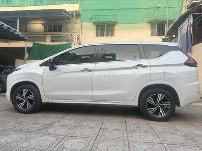 Mitsubishi Xpander 7 chỗ Trắng