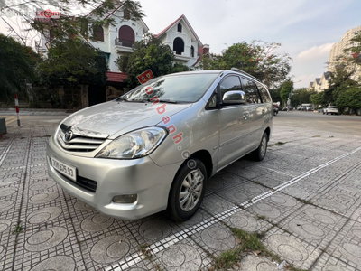 Xe Toyota Innova G 2011