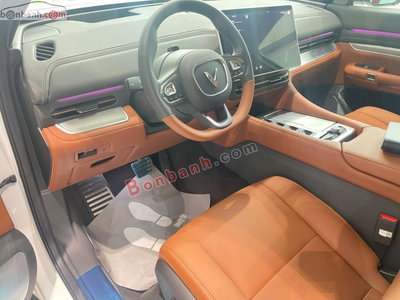 Xe VinFast VF9 Plus 7S 2026