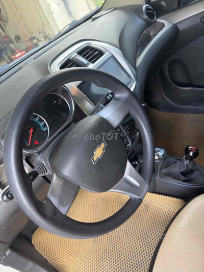 Chevrolet Spark LT 2018 Bạc