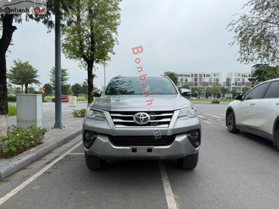 Xe Toyota Fortuner 2.4G 4x2 MT 2016