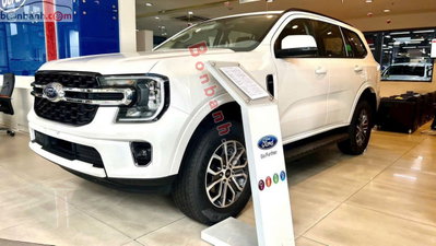 Xe Ford Everest Ambiente 2.0L 4x2 AT 2026