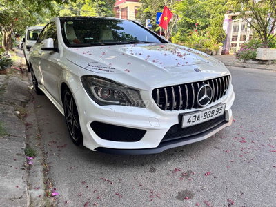 Mercedes-Benz CLA250 4Matic 2014 Trắng