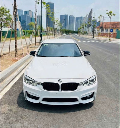 BMW 320i B48 Trắng