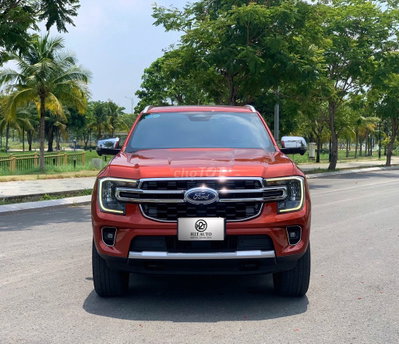Ford Everest 2023 Titanium 4x2 25000 km