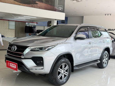 7 Chỗ, Dầu - Tự động - FORTUNER 2.4G AT 2021