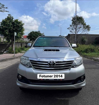 Toyota Fortuner 2014 Bạc