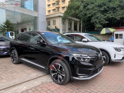 Xe VinFast VF8 Plus AWD 2026