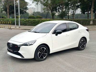 Mazda 2 Premium sx 2024 chạy rất ít