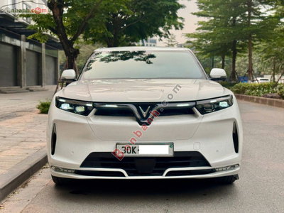 Xe VinFast VF9 Plus 7S 2025
